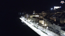 Nábřeží a město