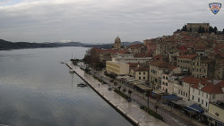 Nábřeží a město