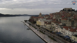 Nábřeží a město