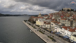 Nábřeží a město