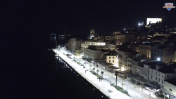 Nábřeží a město