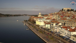 Nábřeží a město