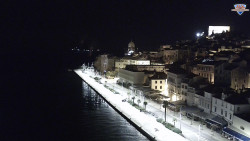 Nábřeží a město