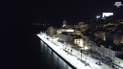 Nábřeží a město