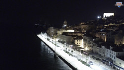 Nábřeží a město