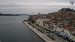 Nábřeží a město