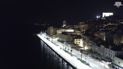 Nábřeží a město