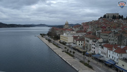 Nábřeží a město