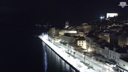 Nábřeží a město