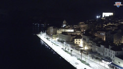 Nábřeží a město