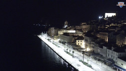 Nábřeží a město