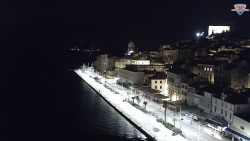 Nábřeží a město