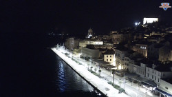 Nábřeží a město