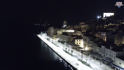 Nábřeží a město