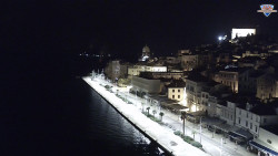 Nábřeží a město