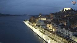 Nábřeží a město