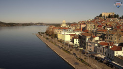 Nábřeží a město