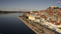 Nábřeží a město