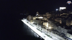 Nábřeží a město