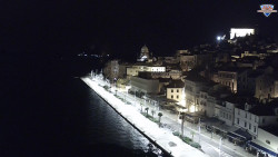 Nábřeží a město