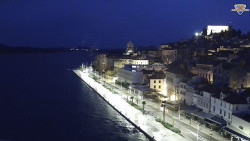 Nábřeží a město