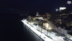 Nábřeží a město