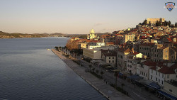 Nábřeží a město