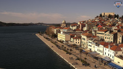 Nábřeží a město