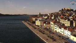 Nábřeží a město