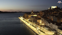 Nábřeží a město