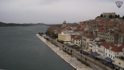 Nábřeží a město