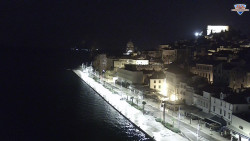 Nábřeží a město