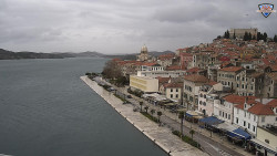 Nábřeží a město