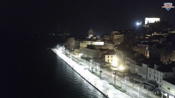 Nábřeží a město