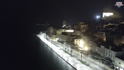 Nábřeží a město