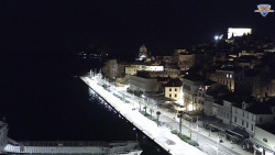 Nábřeží a město