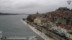 Nábřeží a město