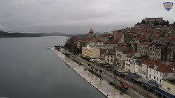 Nábřeží a město