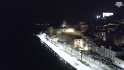 Nábřeží a město