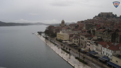 Nábřeží a město