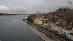 Nábřeží a město