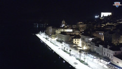 Nábřeží a město