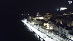 Nábřeží a město