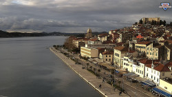 Nábřeží a město