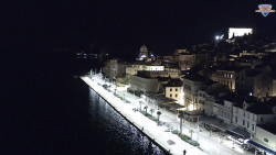 Nábřeží a město