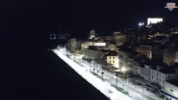 Nábřeží a město