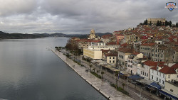 Nábřeží a město