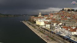 Nábřeží a město