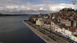 Nábřeží a město