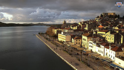 Nábřeží a město